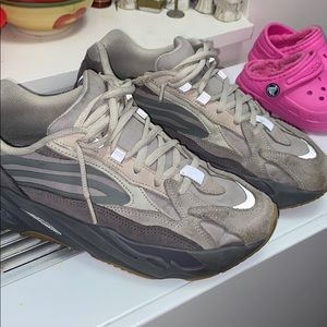 Yeezy 700